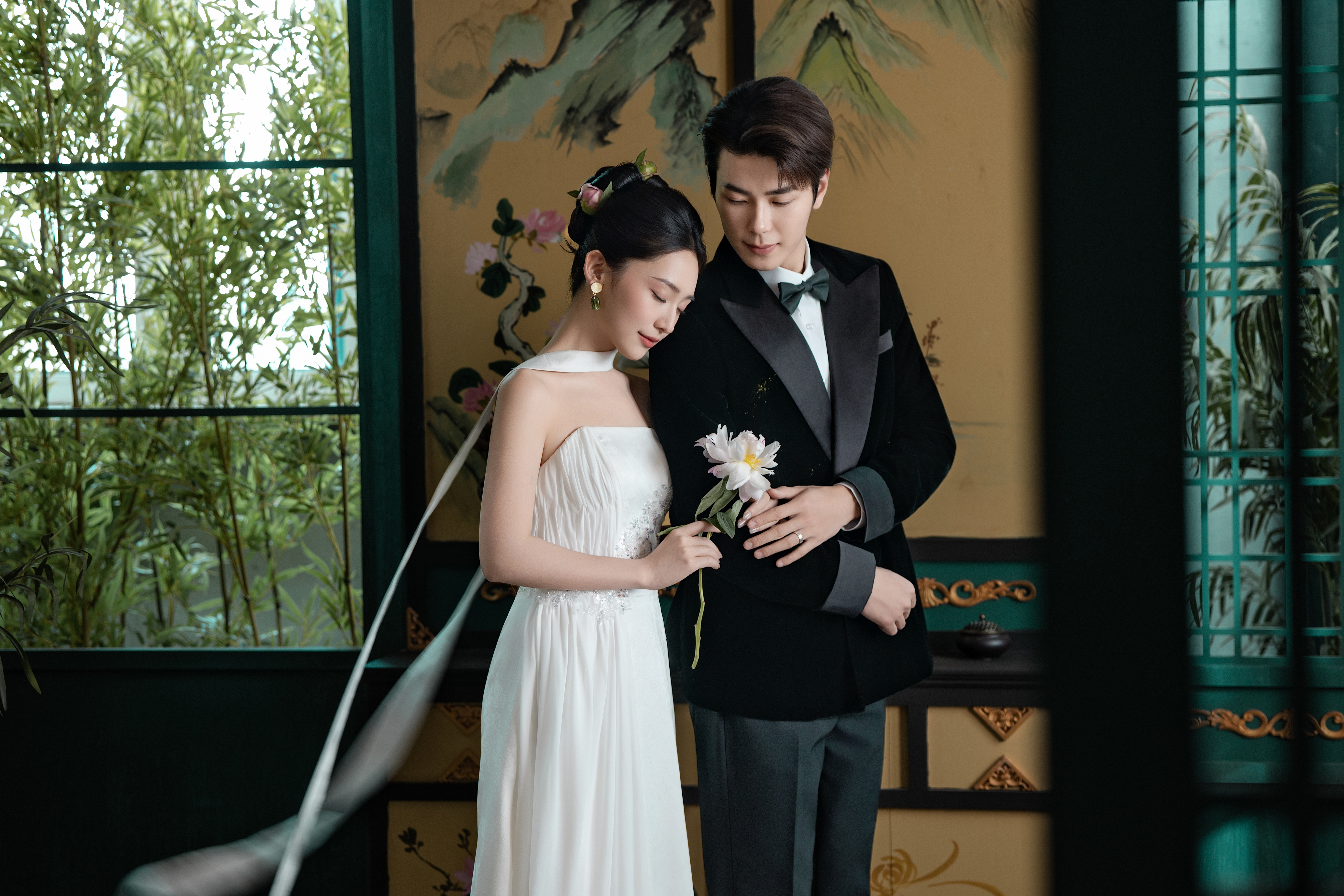 婚礼现场中的新人